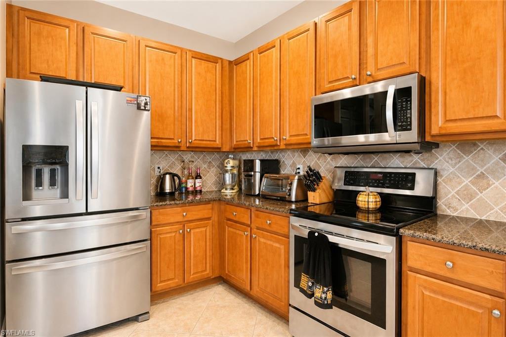 10471 Winged Elm Ln Property Photo 14