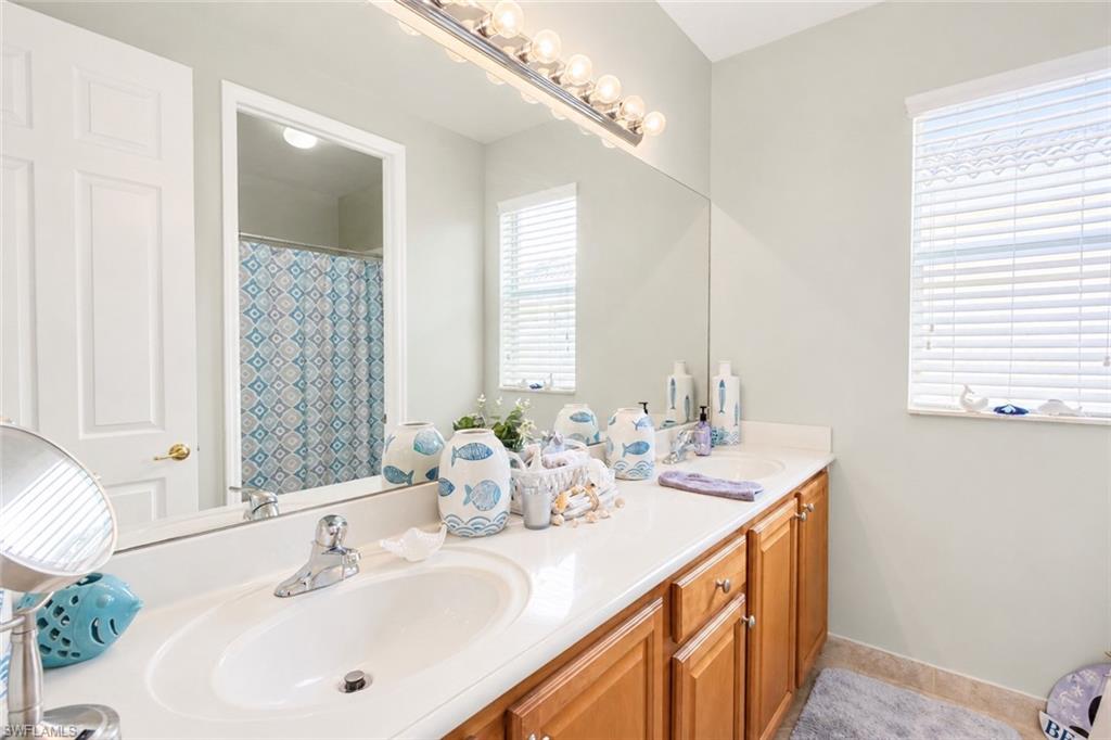 10471 Winged Elm Ln Property Photo 33