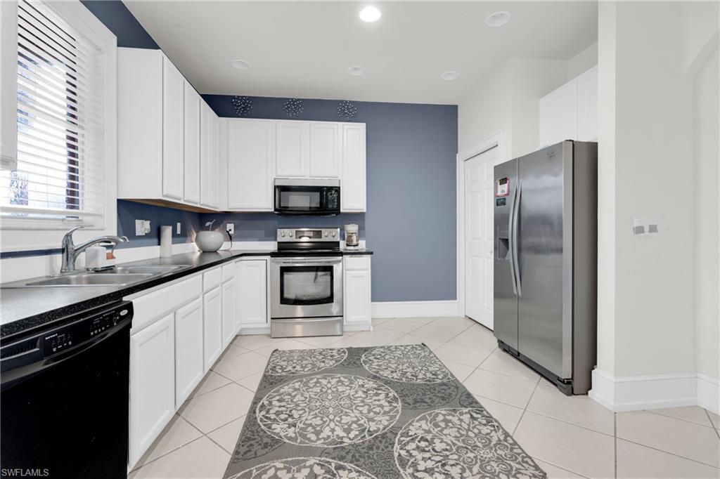 5562 Benton St Property Photo 12