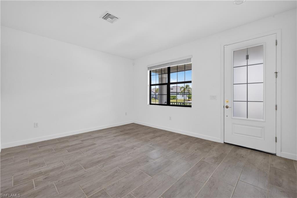 11436 Canopy Loop Property Photo 7