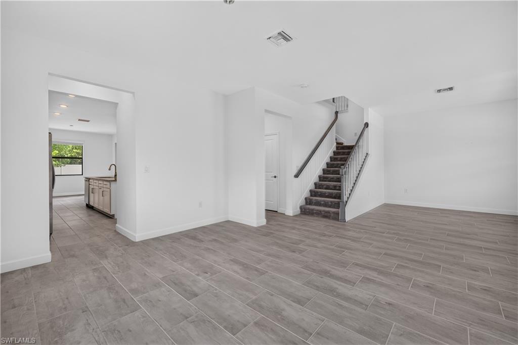 11436 Canopy Loop Property Photo 9