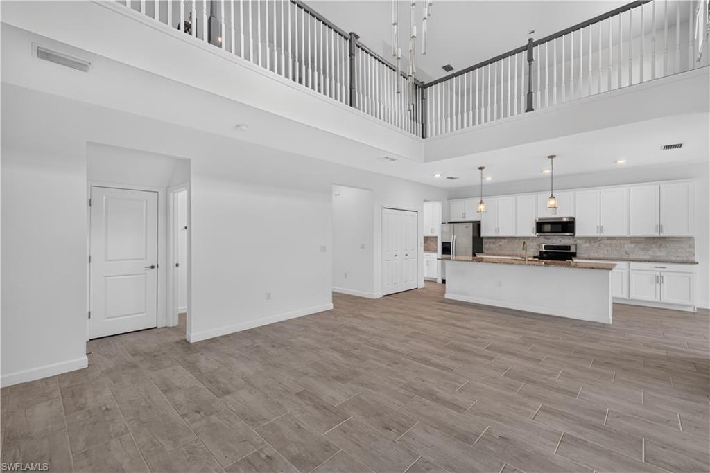 11436 Canopy Loop Property Photo 13