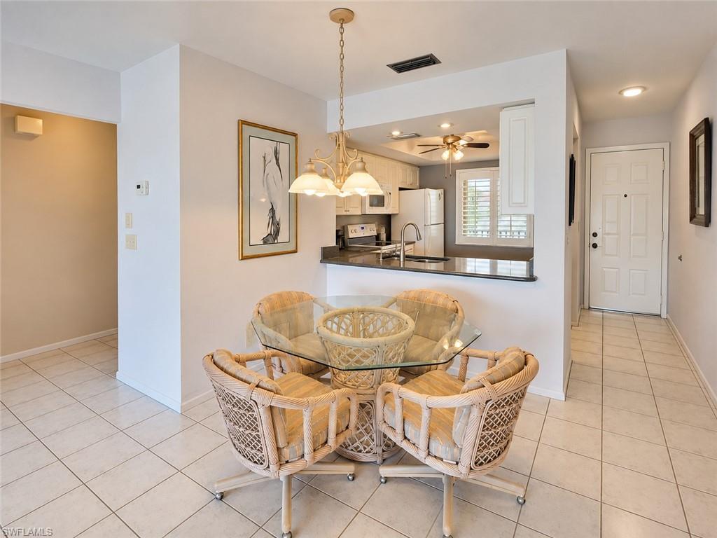 11220 Caravel Cir 308 Property Photo 6