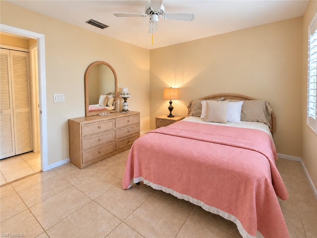 11220 Caravel Cir 308 Property Photo 16