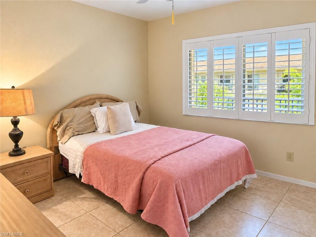11220 Caravel Cir 308 Property Photo 17