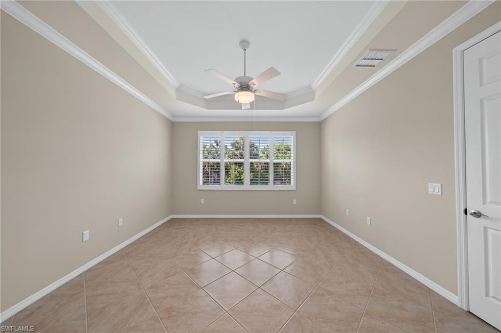 8051 Venetian Pointe Dr Property Photo 23