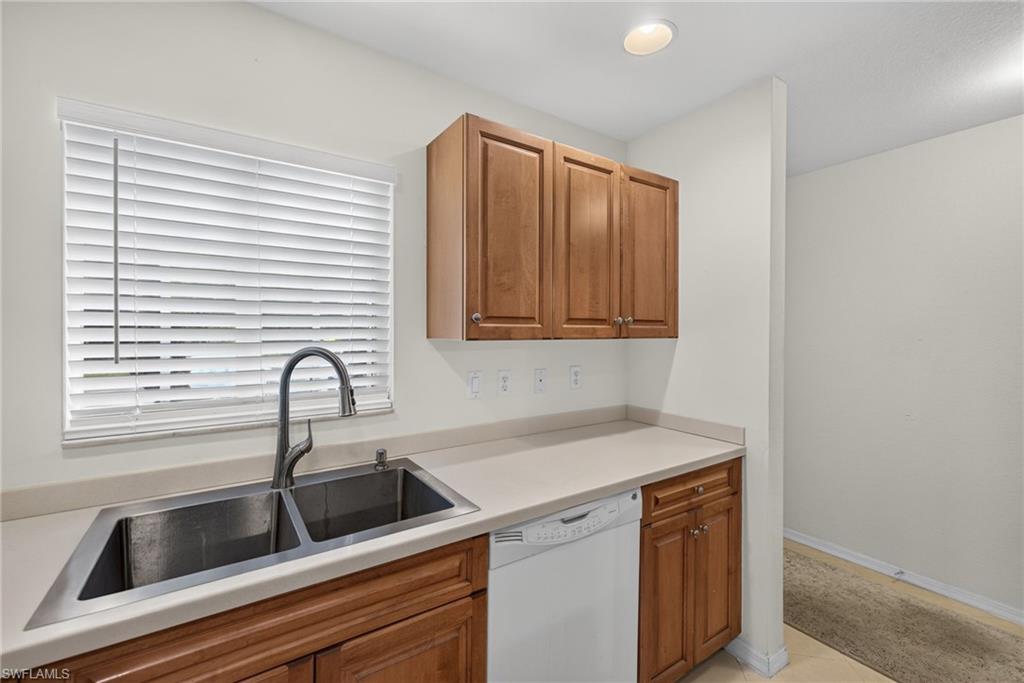 9400 Ivy Brook Run 108 Property Photo 4