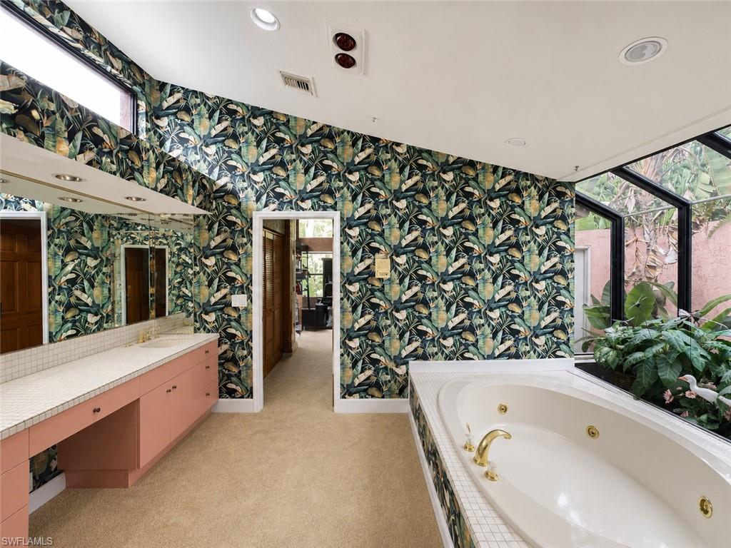 13680 Brynwood Ln Property Photo 12
