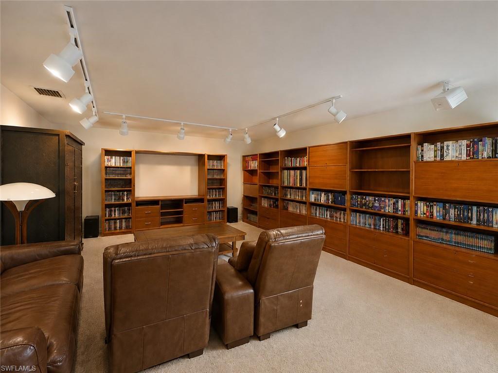13680 Brynwood Ln Property Photo 28