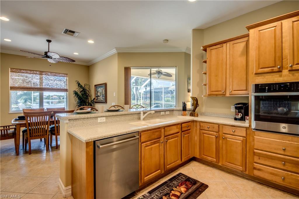 10530 Bellagio Dr Property Photo 8