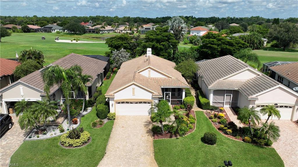 2097 Oxford Ridge Cir Property Photo 5