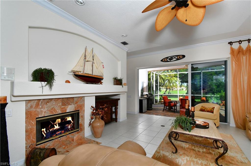 2097 Oxford Ridge Cir Property Photo 19