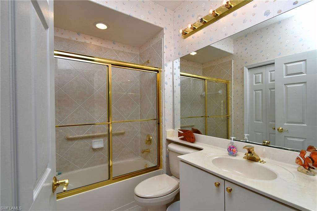 2097 Oxford Ridge Cir Property Photo 24