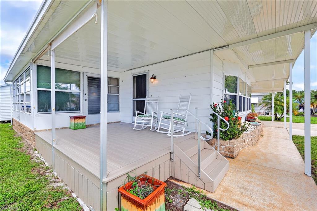 633 Forest Palm Ct Property Photo 6