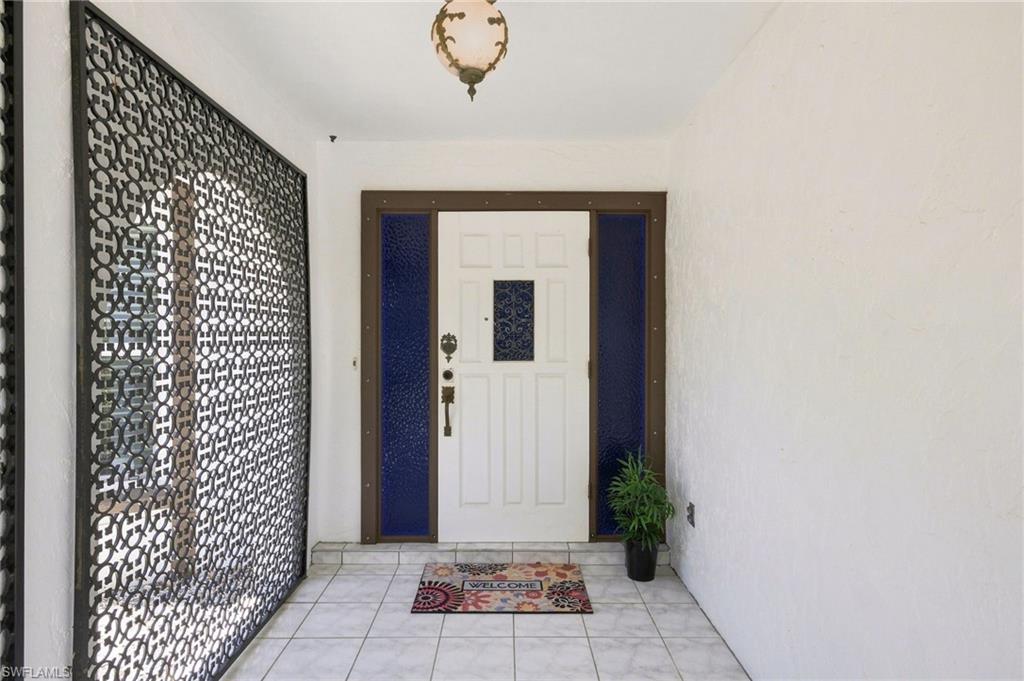 6829 Carmelle Dr Property Photo 3