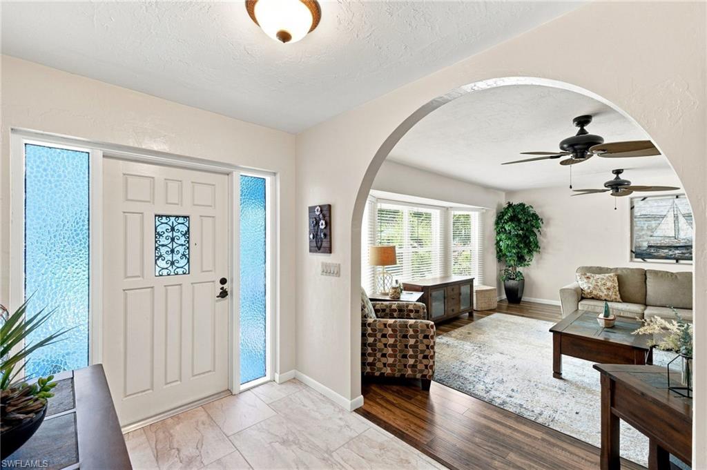 6829 Carmelle Dr Property Photo 4