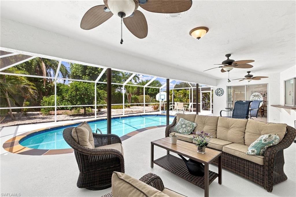 6829 Carmelle Dr Property Photo 24