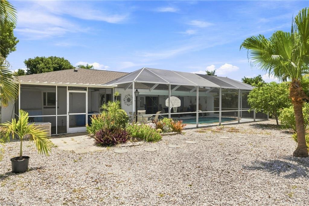 6829 Carmelle Dr Property Photo 29