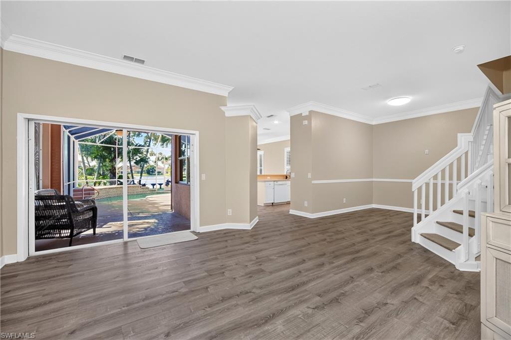 8720 Spring Mountain Way Property Photo 8
