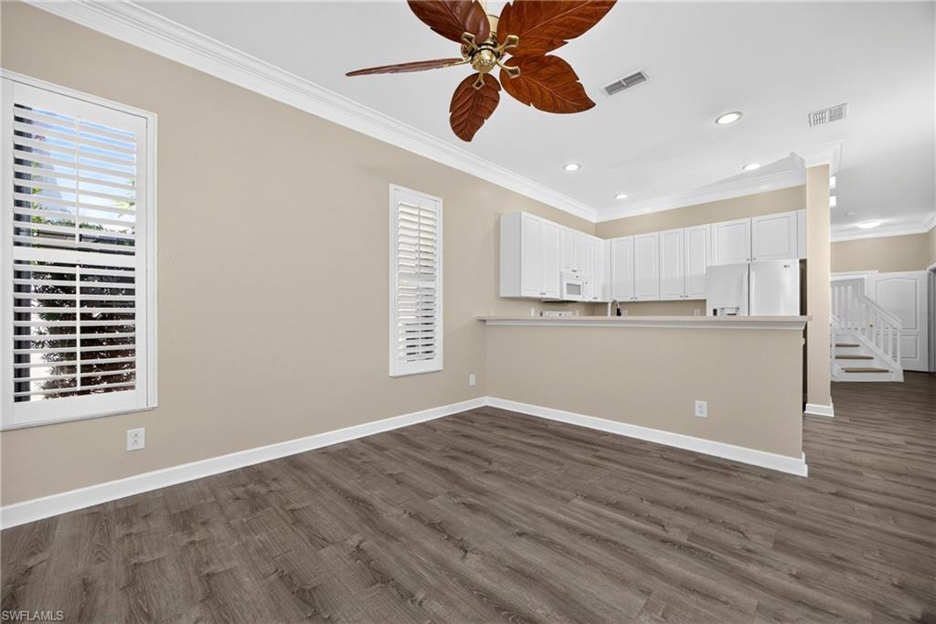8720 Spring Mountain Way Property Photo 17