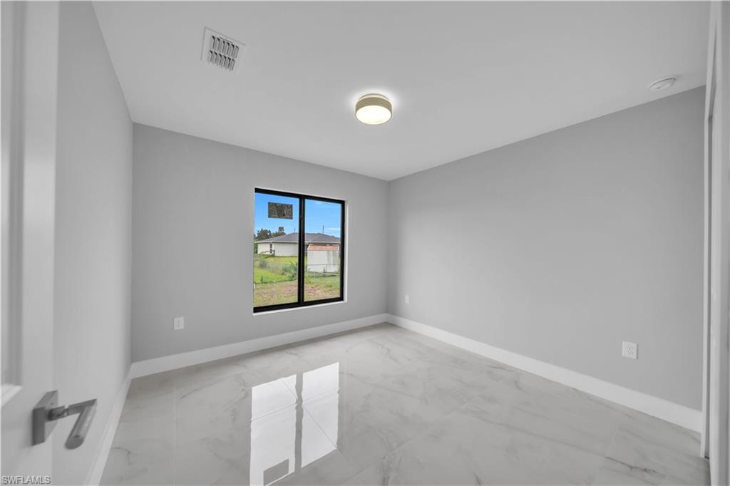 2507 39th St Sw Property Photo 20