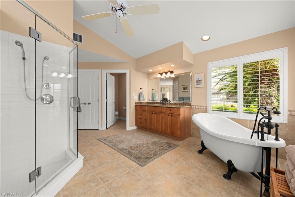 15241 Tweedale Cir Property Photo 13