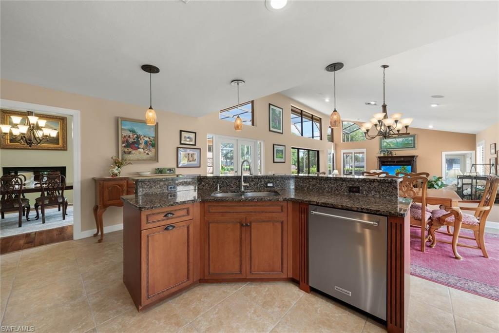 15241 Tweedale Cir Property Photo 37
