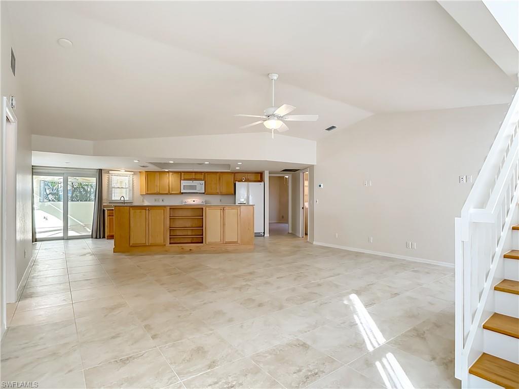 144 Sw 38th Ter Property Photo 13
