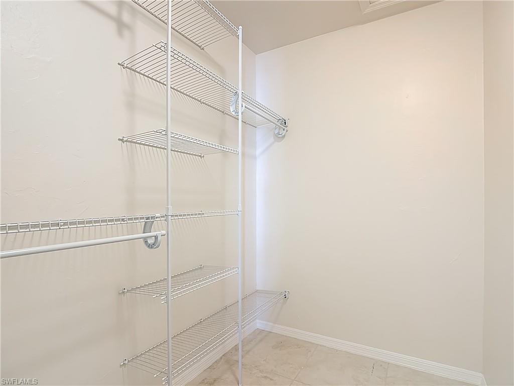 144 Sw 38th Ter Property Photo 19