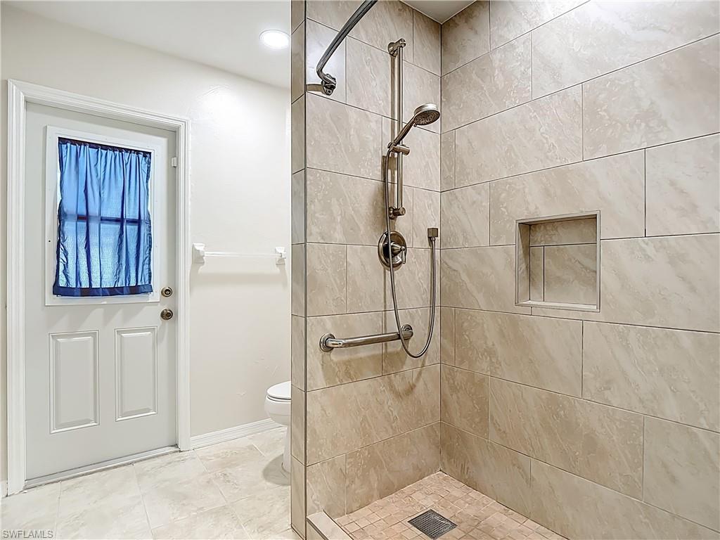 144 Sw 38th Ter Property Photo 30