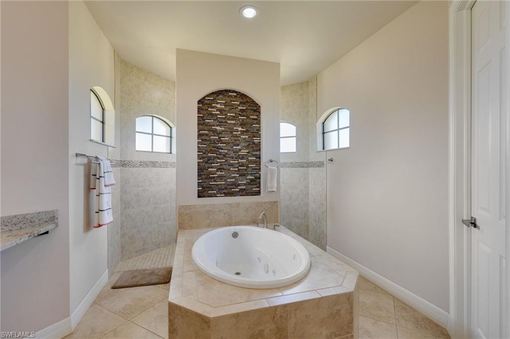 4635 Nw 32nd Ter Property Photo 17