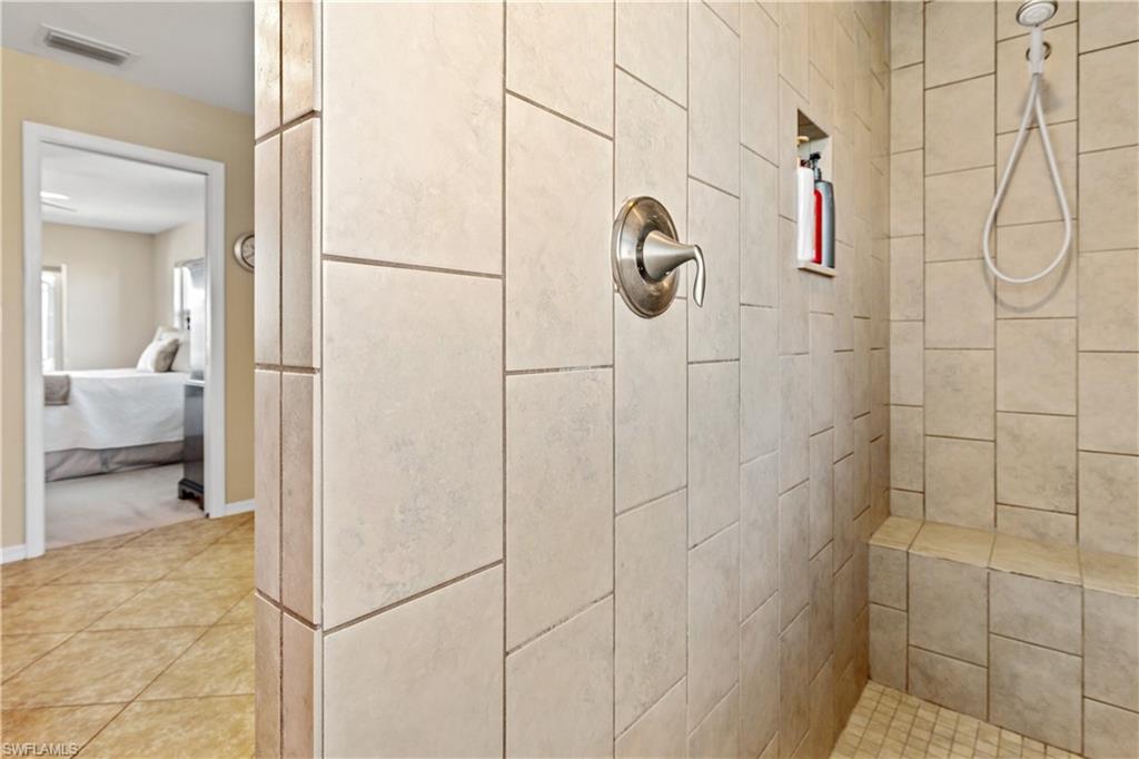 1633 Nw 39th Ave Property Photo 25