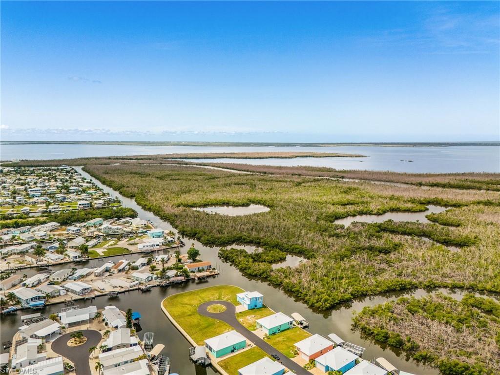 2970 Trawler Ln Property Photo 3