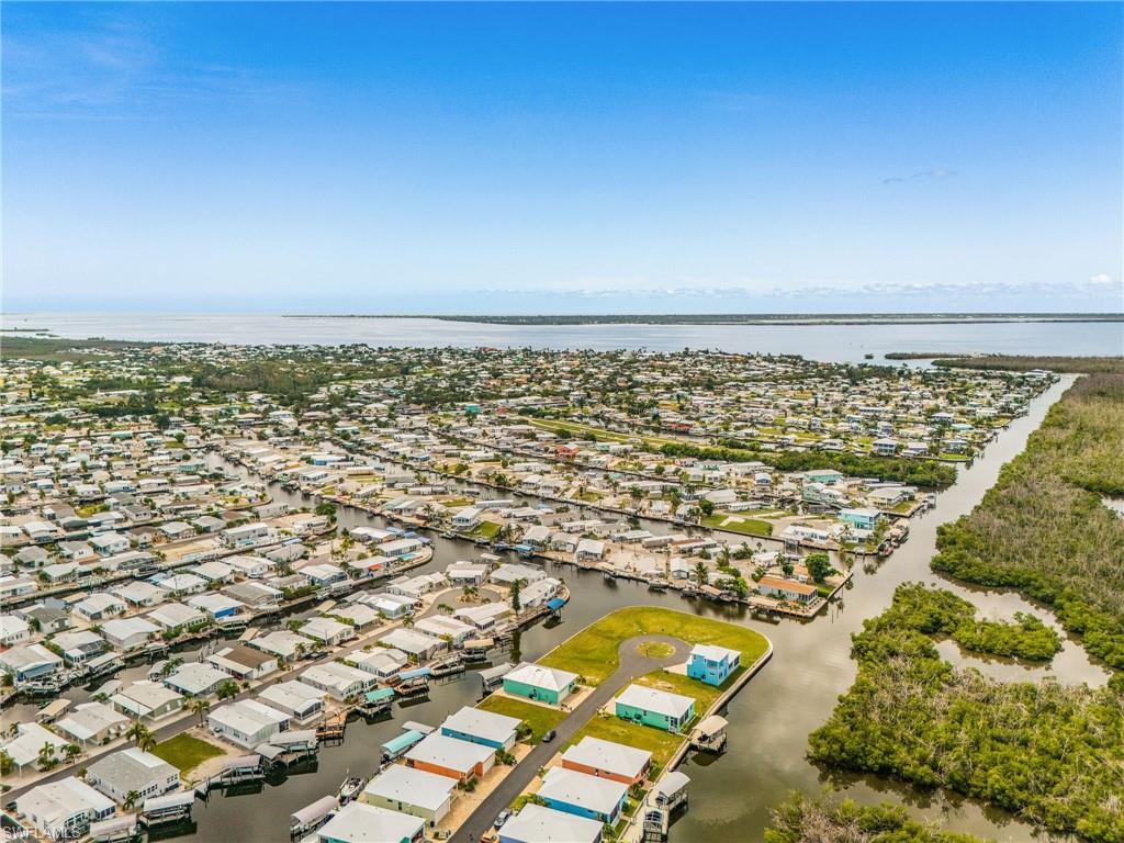 2990 Trawler Ln Property Photo 6