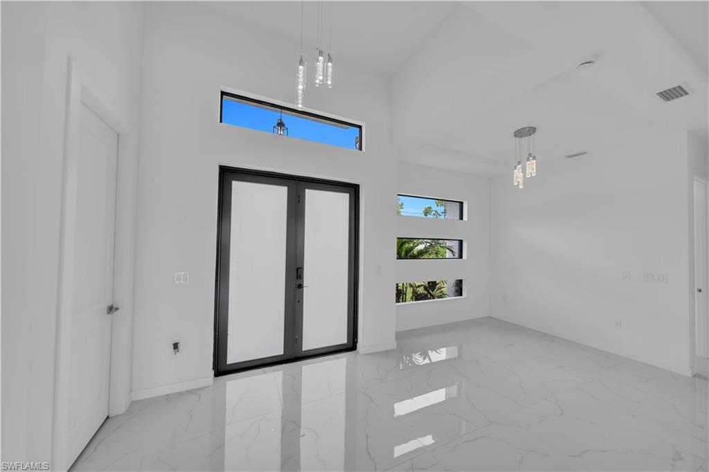 2318 Nw 30th Ter Property Photo 13