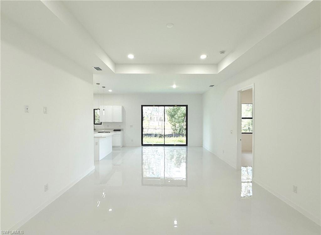 4322 Kismet Pkwy W Property Photo 6