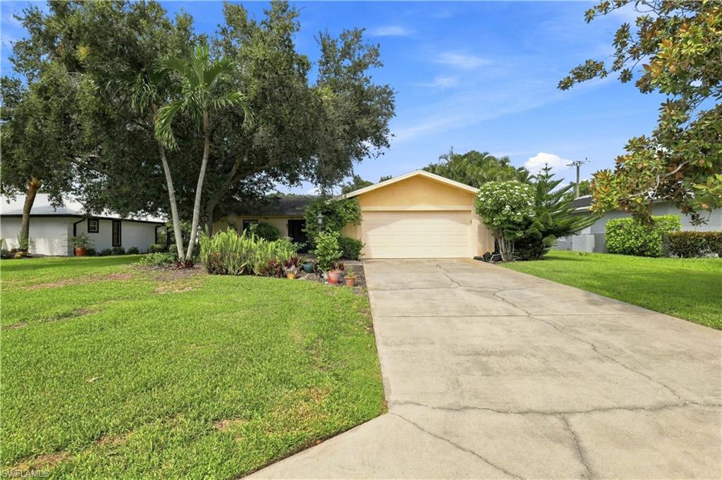 4448 Beechwood Lake Dr Property Photo 2