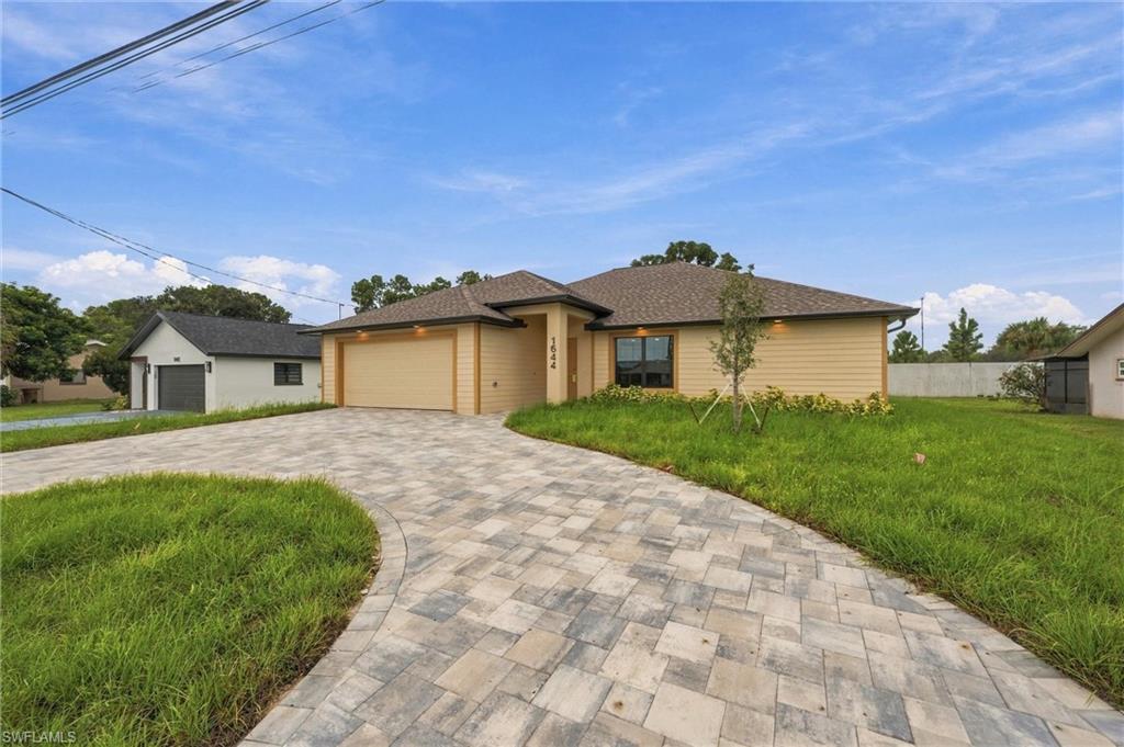 1644 Coral Point Dr Property Photo 4