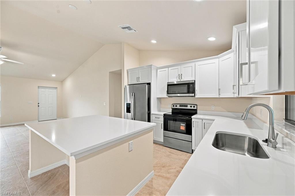 1644 Coral Point Dr Property Photo 17