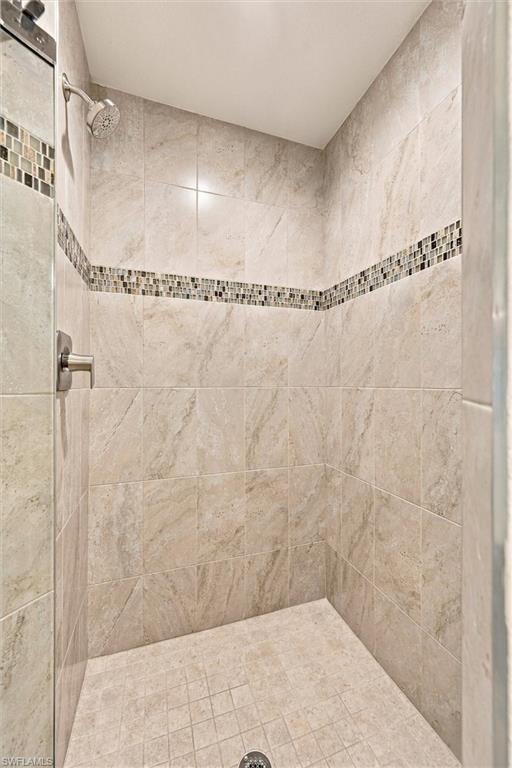 1644 Coral Point Dr Property Photo 21