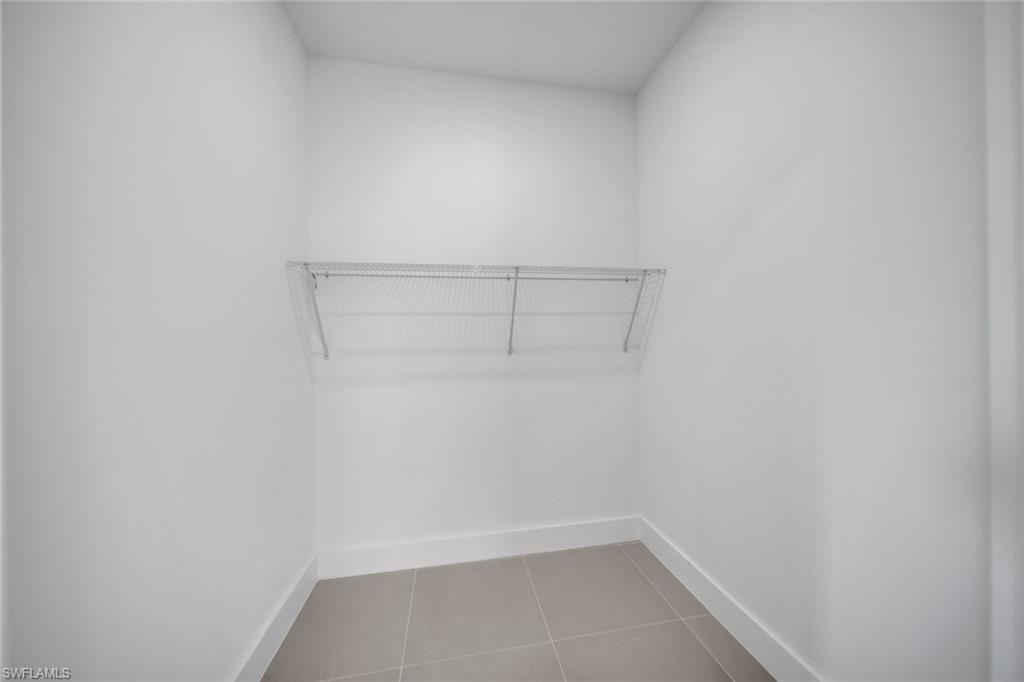 523 Harry Thayer Ave S Property Photo 12
