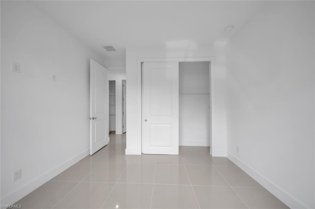 523 Harry Thayer Ave S Property Photo 22