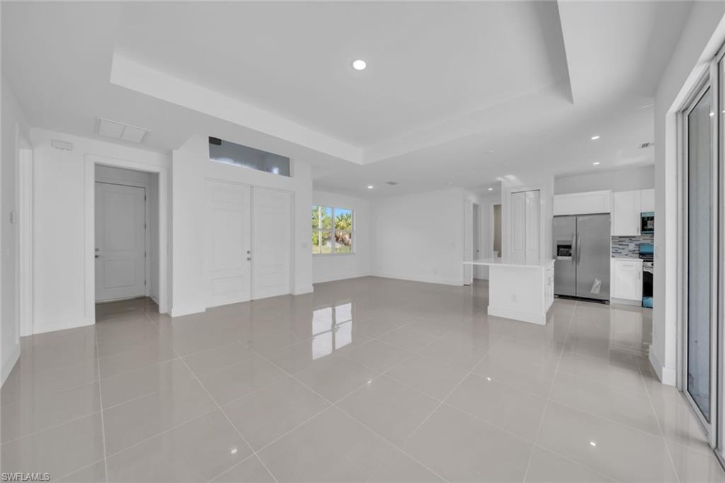 523 Harry Thayer Ave S Property Photo 23