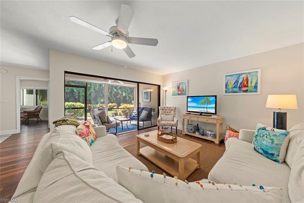 592 Beachwalk Cir 105 Property Photo 5