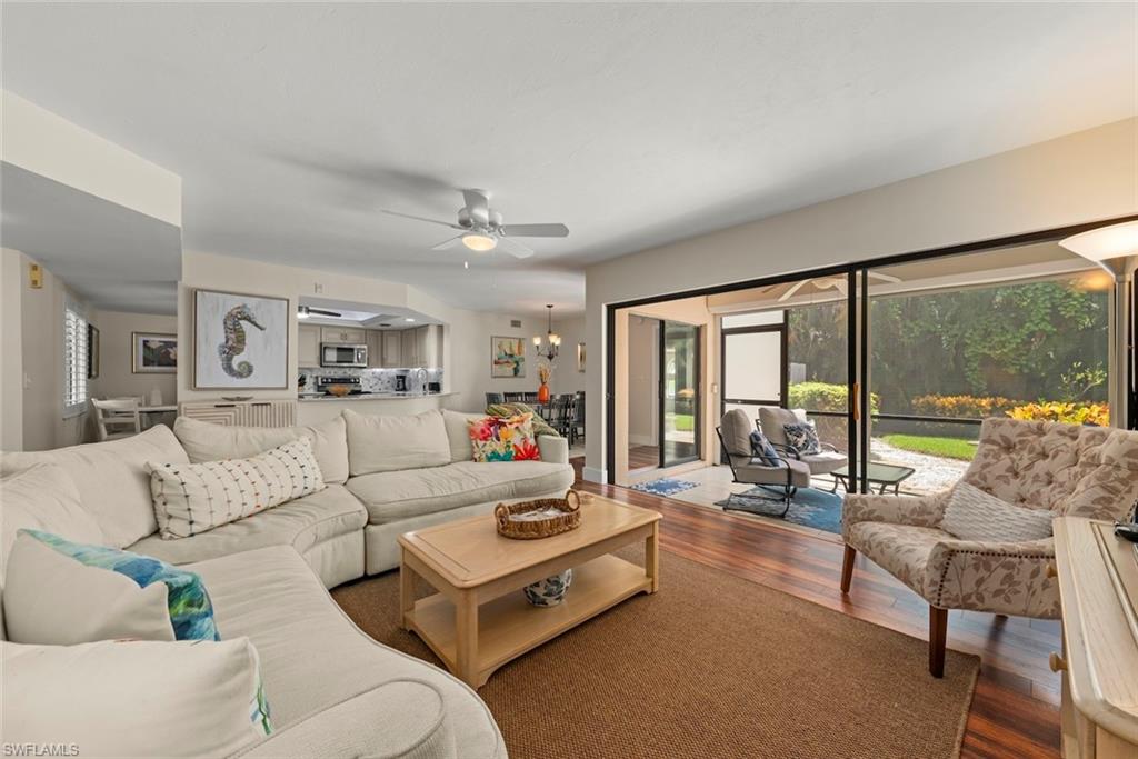 592 Beachwalk Cir 105 Property Photo 8