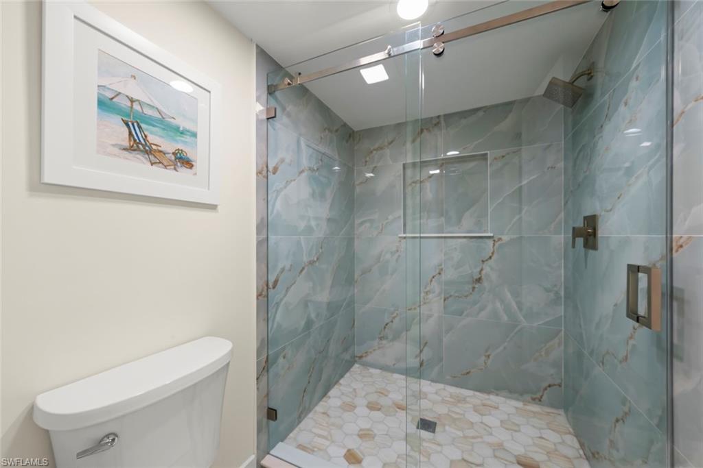 592 Beachwalk Cir 105 Property Photo 22