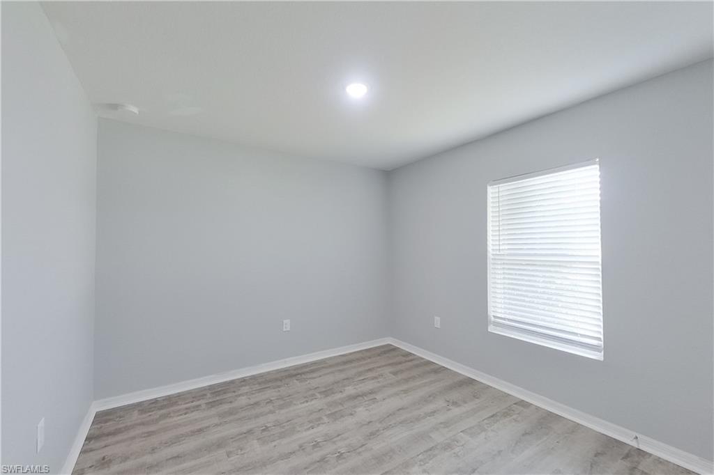 947 Grant Blvd Property Photo 15
