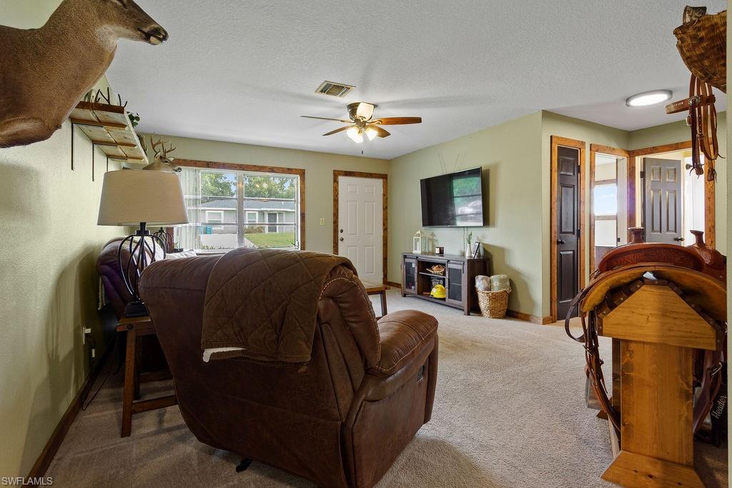 30097 Elm Rd Property Photo 6