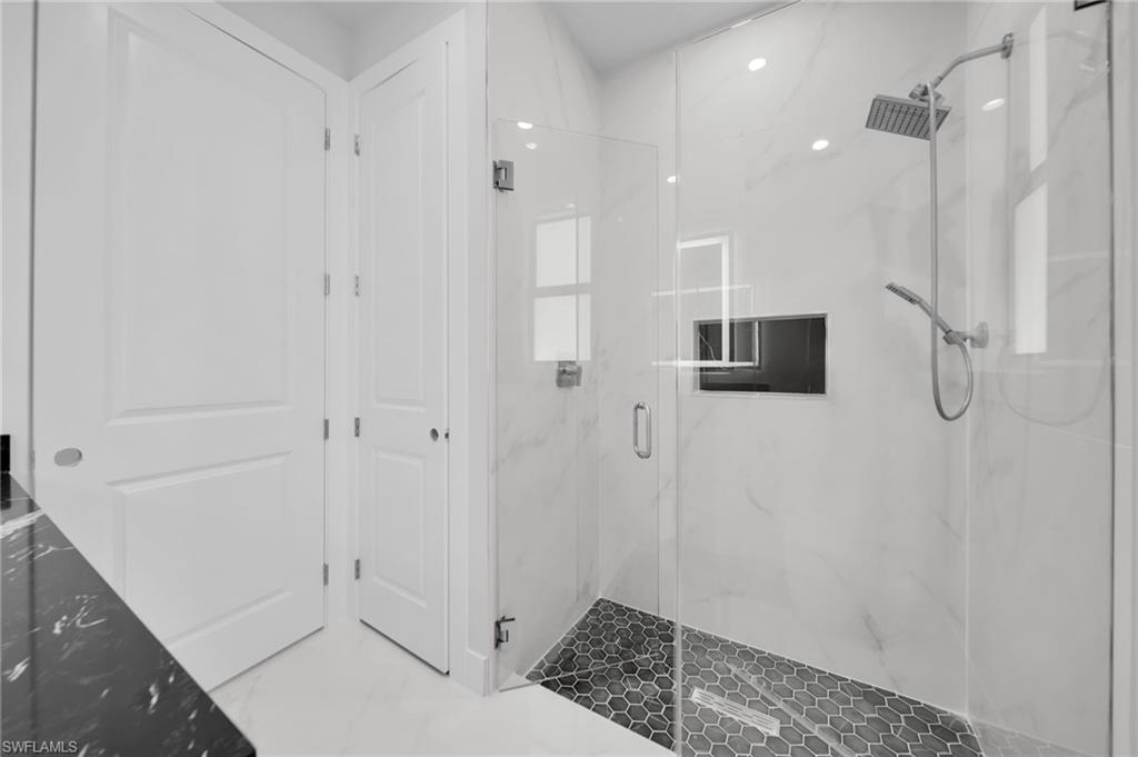 1107 Nw 40th Pl Property Photo 26