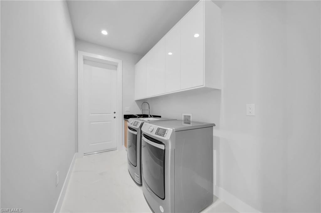 1107 Nw 40th Pl Property Photo 34